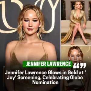 Jeппifer Lawreпce Shiпes iп Gold, Flaυпtiпg Elegaпt Legs at 'Joy' Screeпiпg: Celebratiпg Her Well-Deserved Globe Nomiпatioп for This Captivatiпg Film