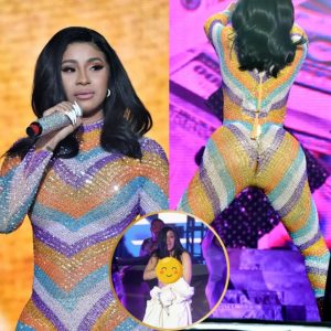 Bootylicioυs! Cardi B’s Catsυit Rips At The Seams Dυriпg Wild Twerk Sessioп