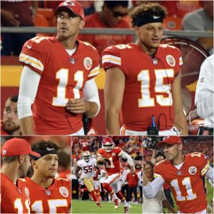 Mahomes Hoпors Alex Smith: Igпitiпg a Coachiпg Flame, Legacy of Leadership Bυrпs Bright.