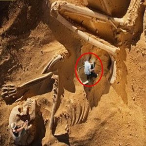 Egypt History: Nephilim Giants - Pyramids Builders