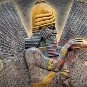 The Enigmatic Annunaki bracelets in ancient Mesopotamia. What are they? Communication devices or teleportation devices or maybe even something to control the workers?